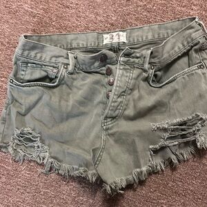Army green distressed shorts